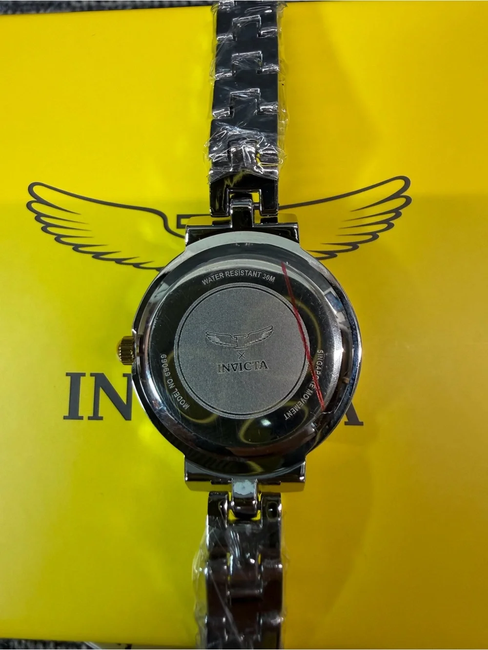 Invicta 69069 model